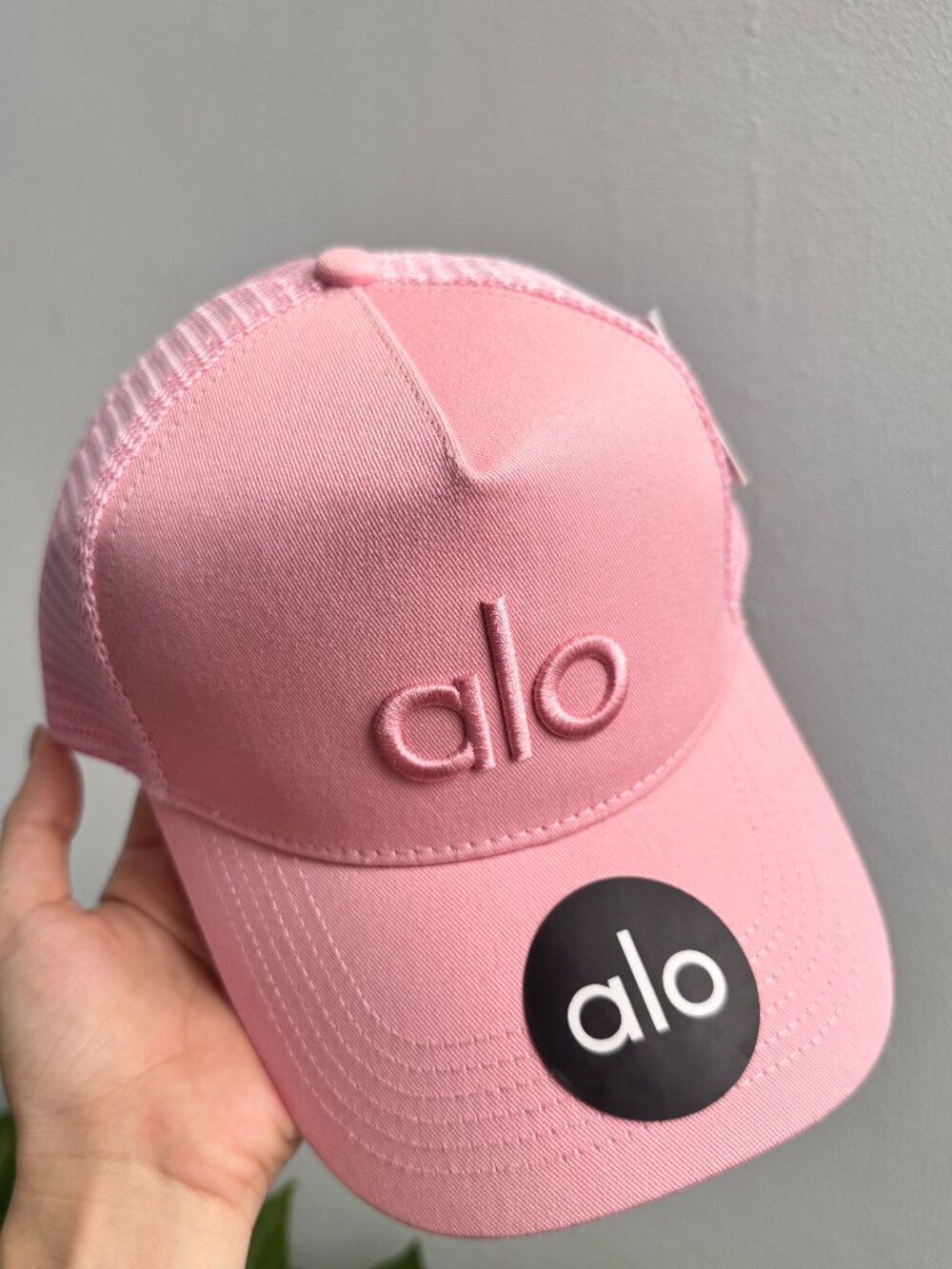 Alo Yoga District Trucker Hat Pink 💗💗 Adjustable baseball cap，One Sz